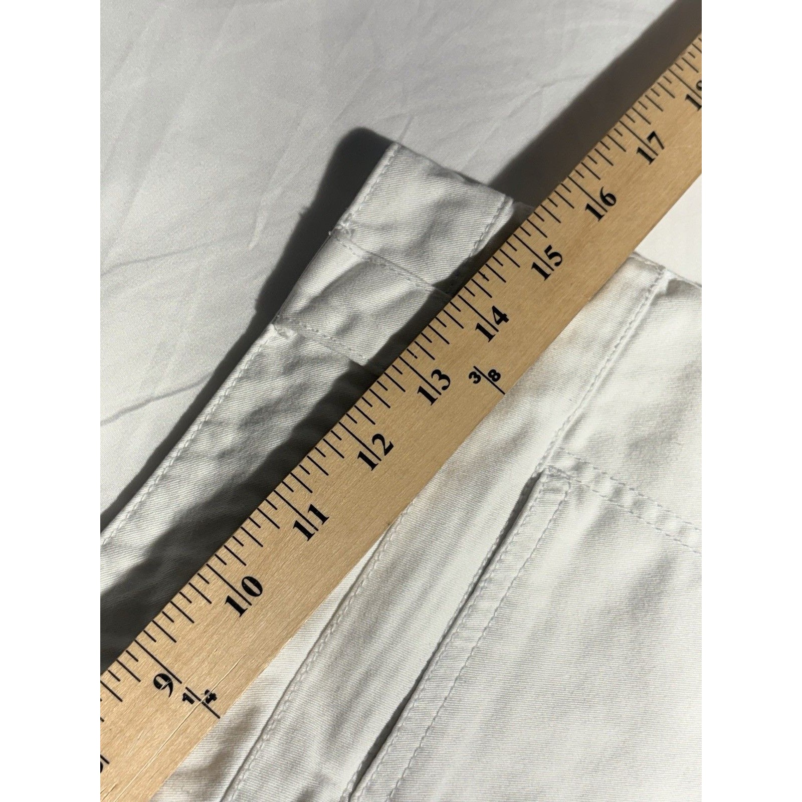 Vtg Bebop White Low Rise Twill Shorts Women Size 7 Y2k Curved Pocket 15.5" W — image 6 of 8